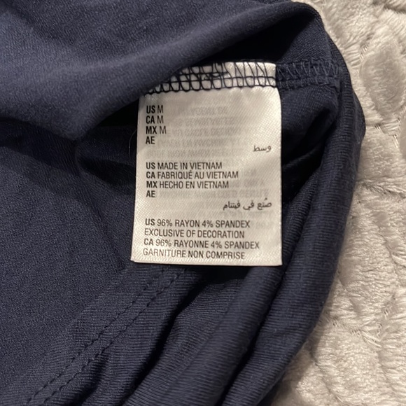 NWOT Alfani Hi-low navy blue short sleeved top - Picture 8 of 8